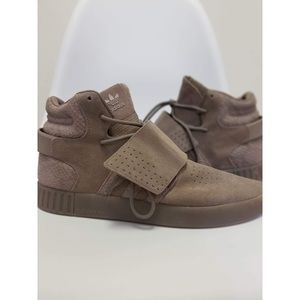 Adidas Tubular Sneakers